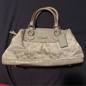 vintage coach bag🩷ashley sateen style i believe